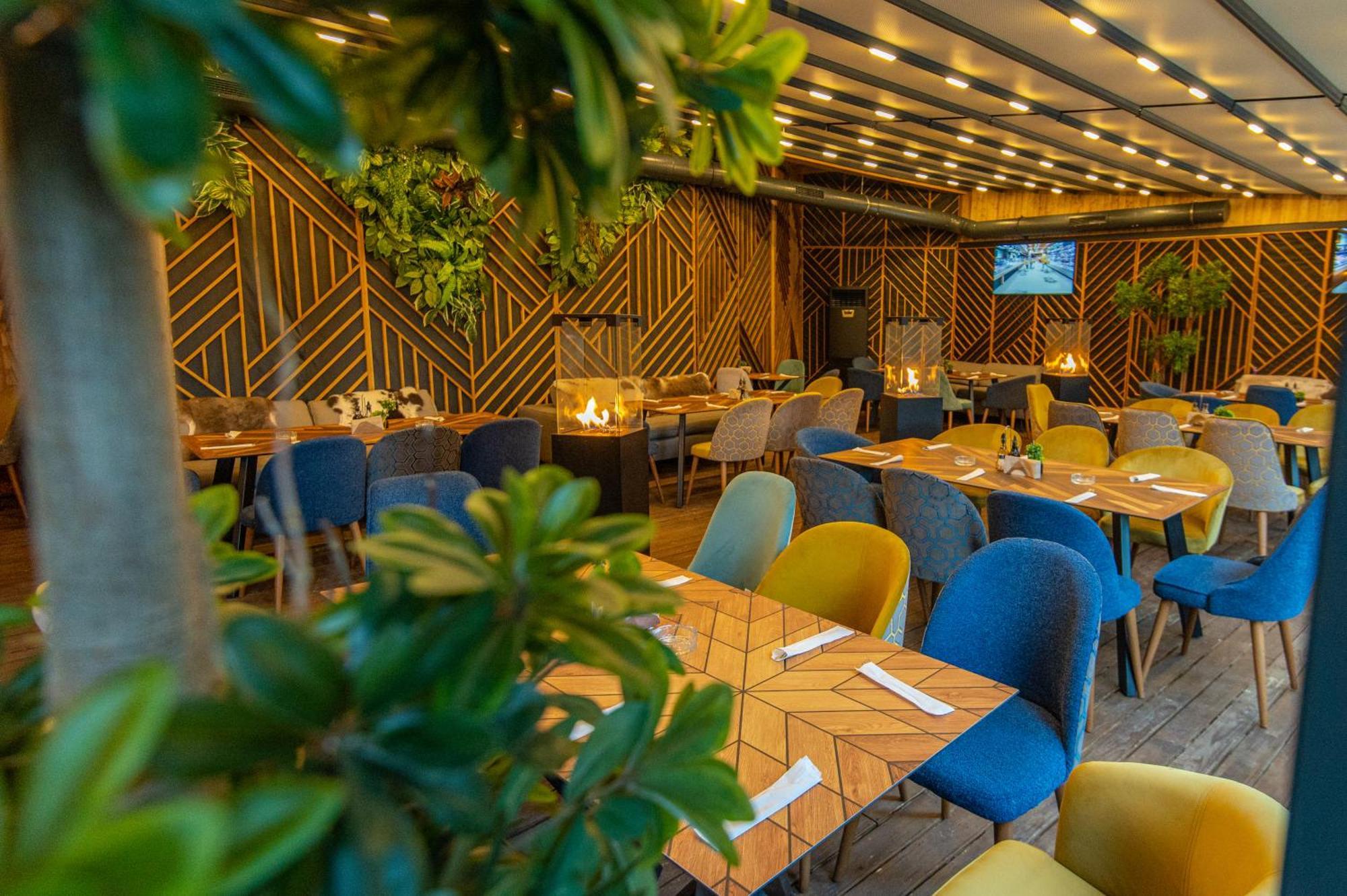 Hotel Orpheus - Casino And Spa 팜포로보 외부 사진